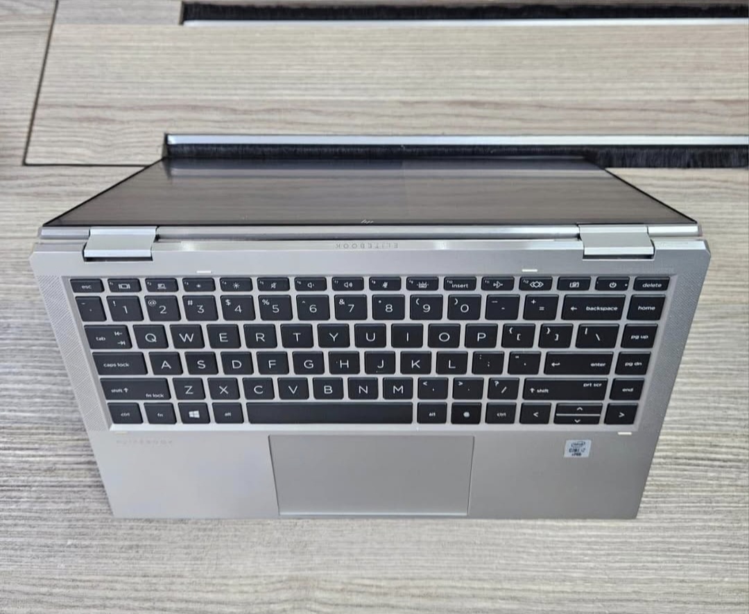 HP EliteBook 1040 G7 – Core i7 10th Gen / 16GB / 512GB SSD / 14” product photo