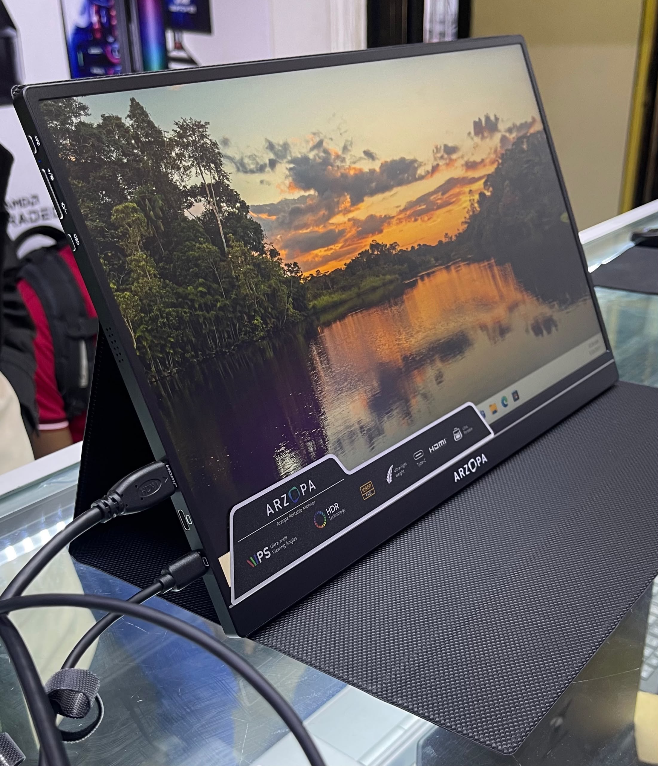 PORTABLE MONITORS ━━━━━━━━━━━━━━━━━━ ARZOPA S1 Table – Ksh 20,500 15.6" , IPS , Full HD, 60Hz ,Speakers   ARZOPA Z3FC E– KSh 31,000 16.1", IPS, 2.5K , 180Hz,speakers   V2COM P4 – Ksh 20,500 15.6" , IPS , Full HD, 60Hz ,Speakers   V2COM TC2 Touchscreen –KSh 29,000 15.6" , IPS , Full HD, 60Hz ,Speakers product photo