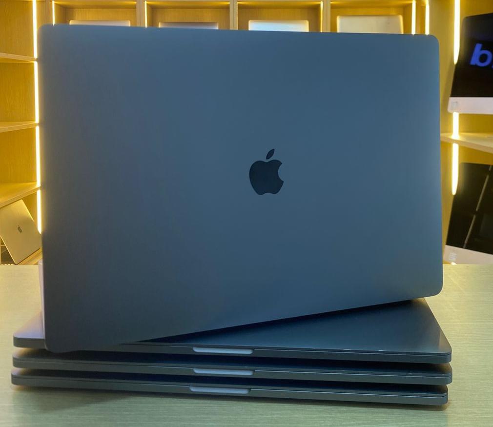 MacBook Pro 2019 i9 64GB RAM/1 TB SSD,16 -inch product photo