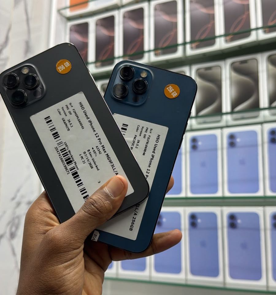 IPHONE 12 pro MAX 256GB product photo