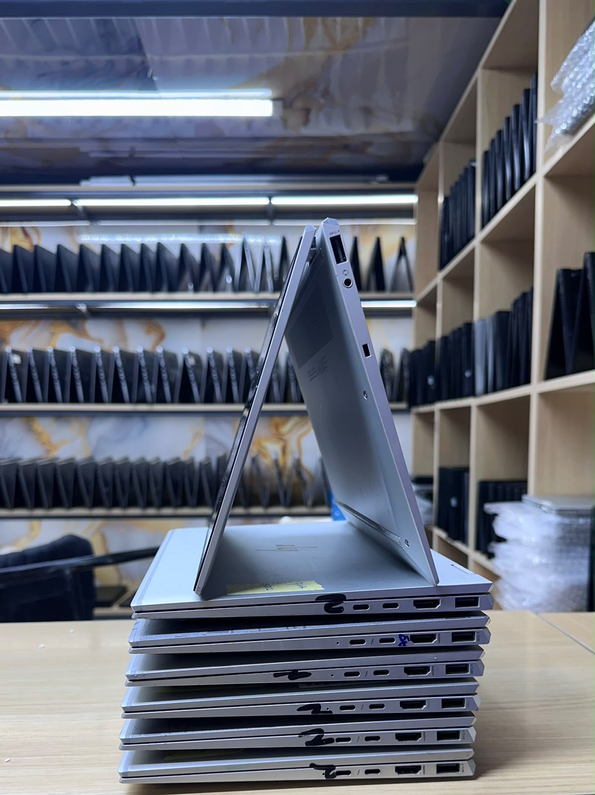 HP EliteBook x360 1030 G8 with an Intel Core i7 processor, 16GB RAM, and 512GB SSD ,Touchscreen product photo