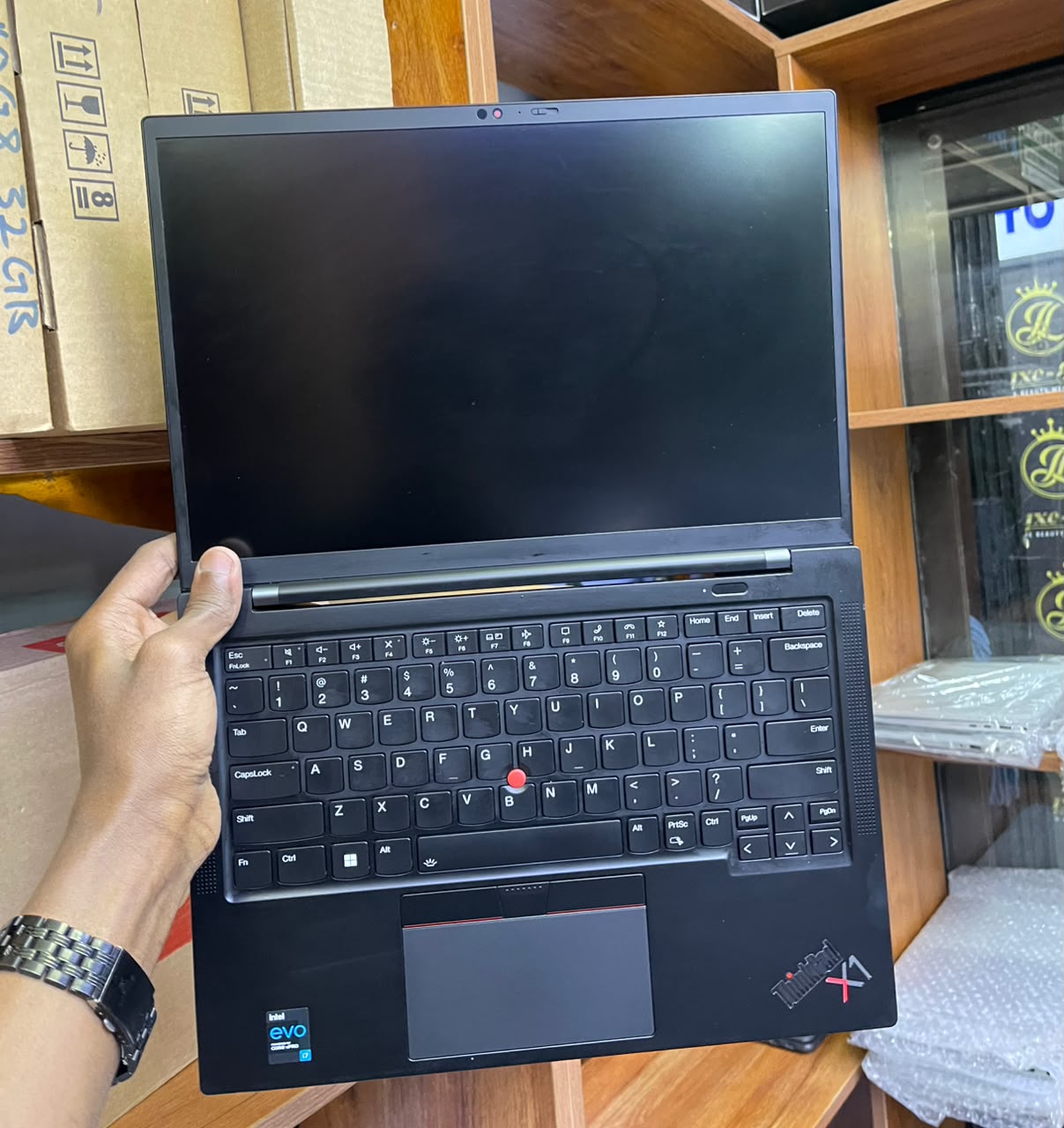 LENOVO X1 CARBON I7 11TH 16GB 512SSD NONE TOUCH BOXED product photo