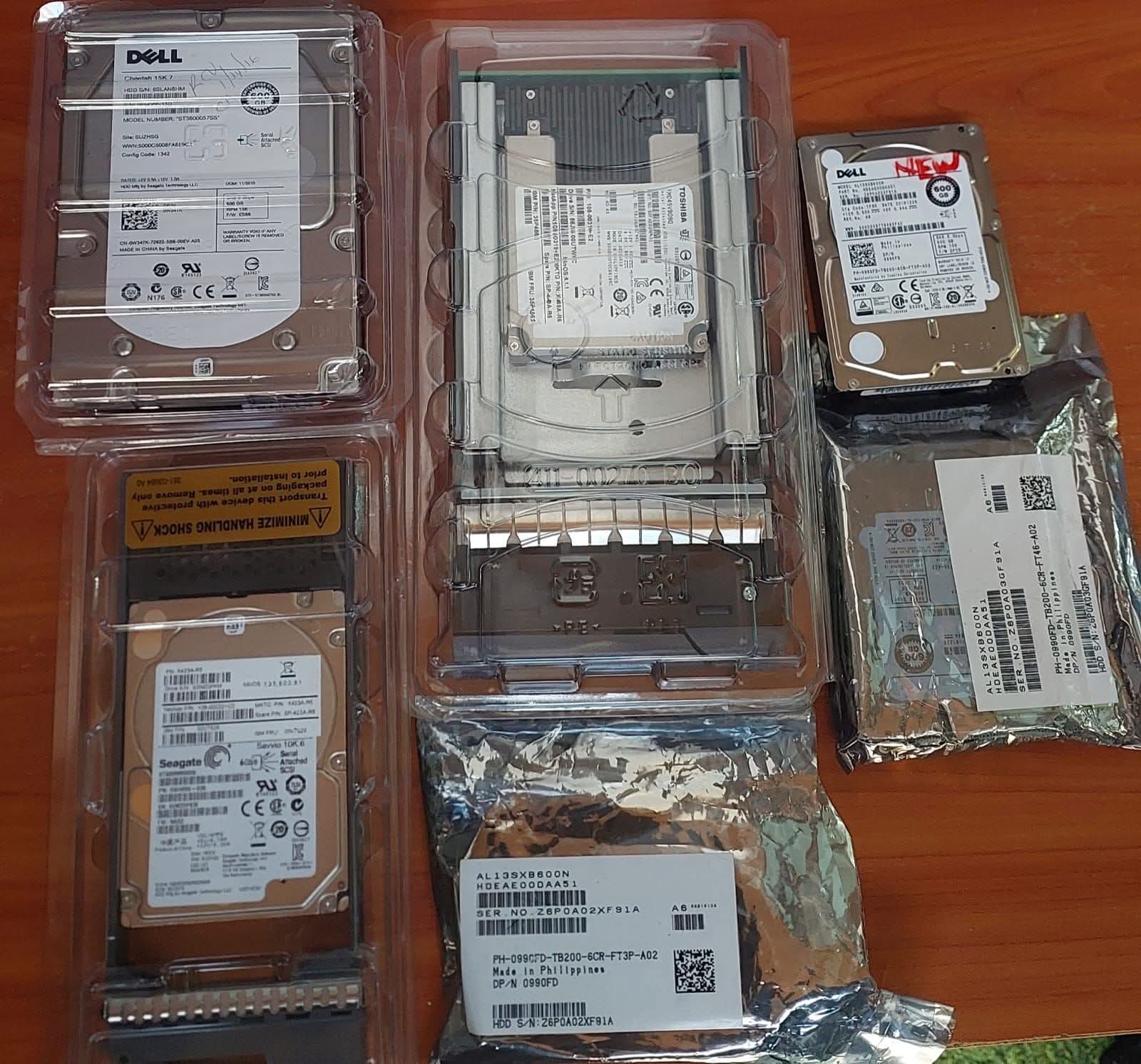 Server HDDs🔥 ✅ HPE DG0300FARVV 300GB 10k 2.5" SAS 6GBPS HDD @11,500/- ✅ Dell AL13SXB600N 600GB 15K 2.5" SAS 6Gb/s HDD 16,000/- ✅ Dell Cheetah ST3600057SS 600GB 15K 3.5 6Gbps SAS HDD 17,000/- ✅ Seagate ST900MM0006 Savvio 10K.6 900GB 2.5" 6Gbps SAS HDD 20,000/- ✅ Toshiba PX04SVB080 800GB SAS MLC 12Gbps 2.5 SSD 22,000/- product photo