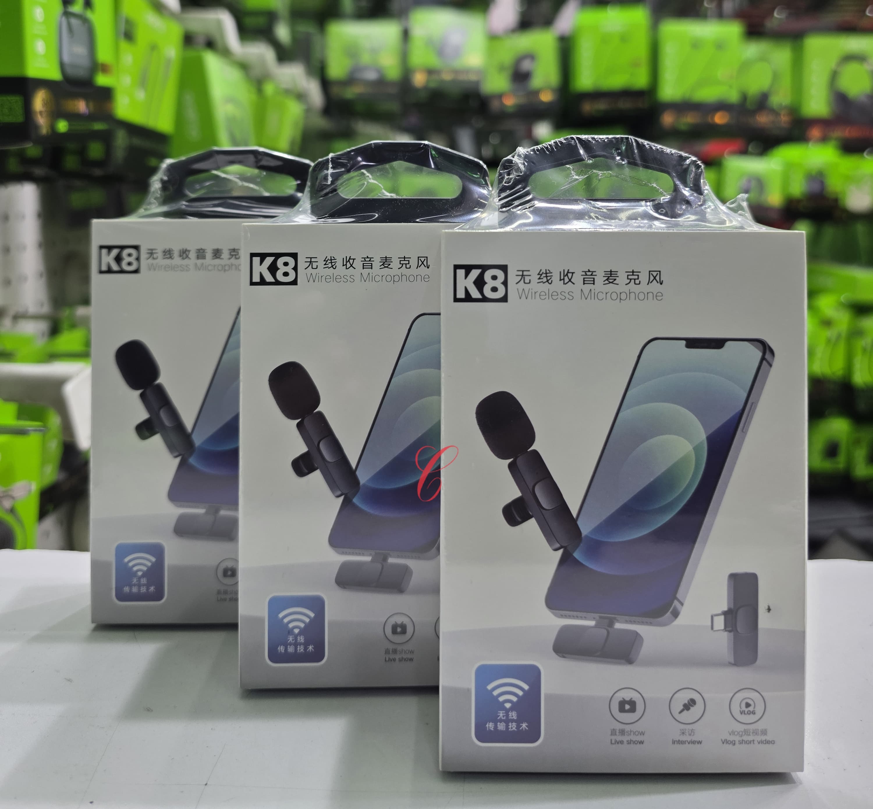 K8 wireless microphone product photo