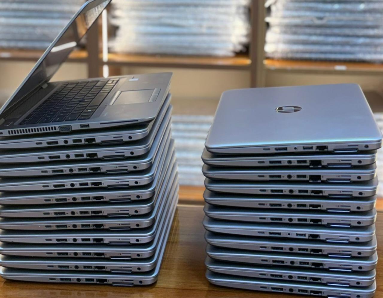 HP ELITEBOOK 840 G4, INTEL CORE I5,7TH GENERATION, 8GB RAM,256GB SSD. product photo