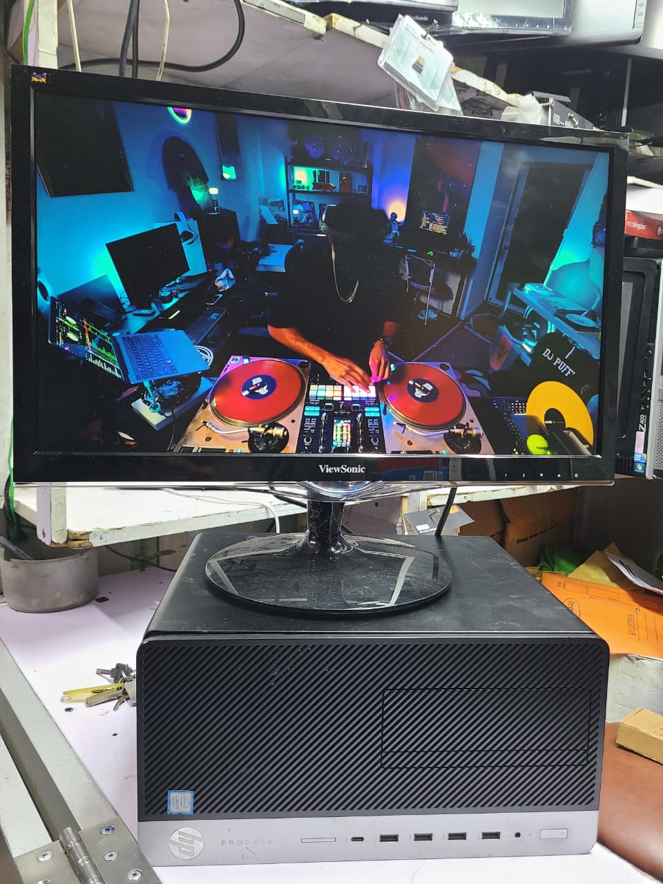 Hp prodesk 600 g5 Core i5 9th gen 4gb ram 500hdd +256ssd(nvme) Monitor 22inch + accessories product photo